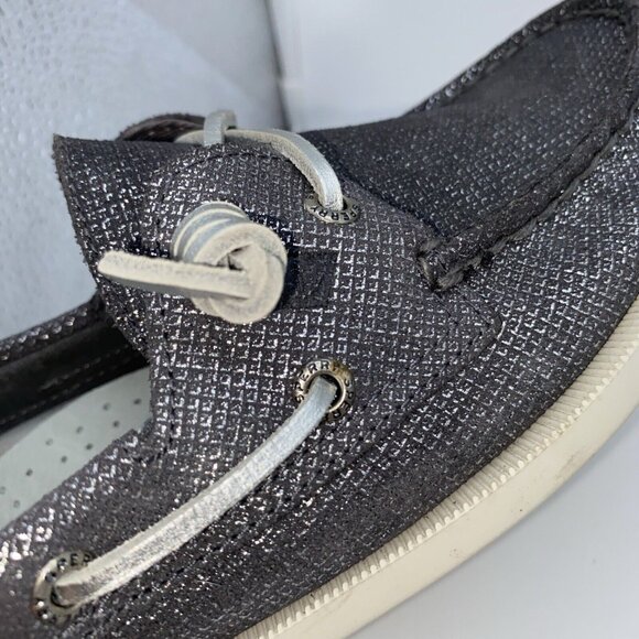 Sperry Top Sider Vida Women’s Metallic Silver Boat Shoes STS84729 Size 7.5 - Picture 14 of 15